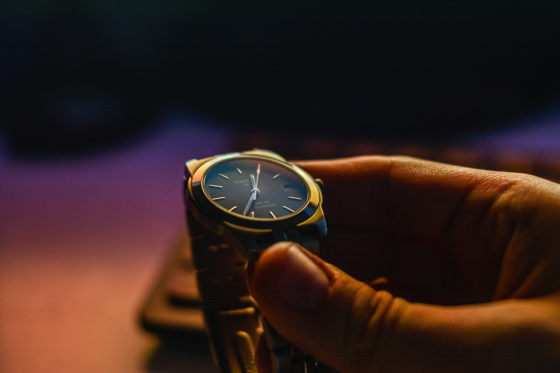 元販売員が厳選 薄いおすすめの人気腕時計10選 使いやすい 腕時計ナビ